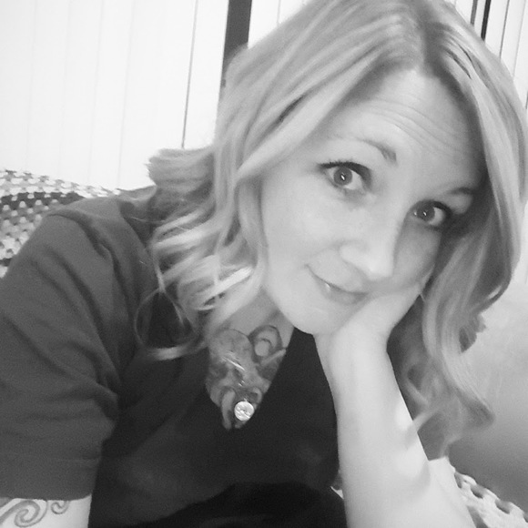Meet your Posher, Brittany - Picture 1 of 1